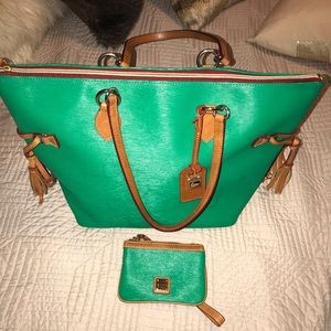 Large tote and coin wallet